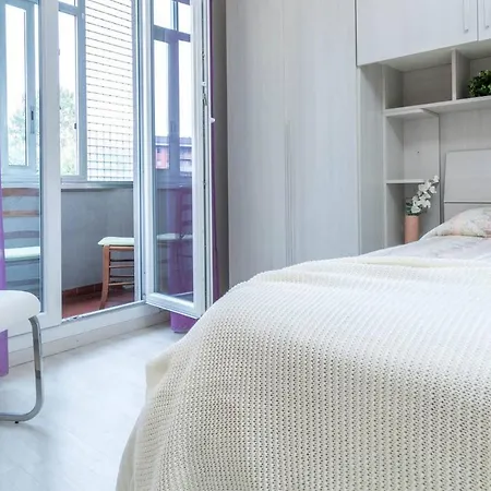 Altido Lovely For 6 Located In Vibrant Gallaratese Lejlighed Milano